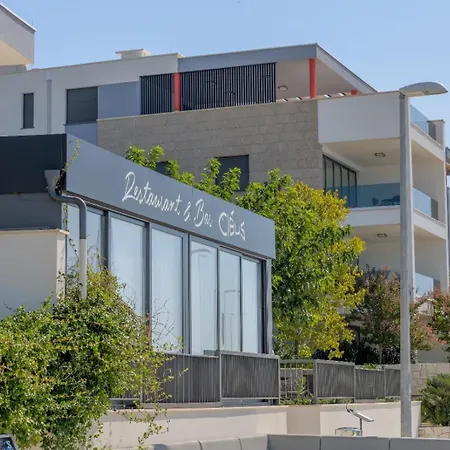 Aparthotel Vipo Prestige 4*