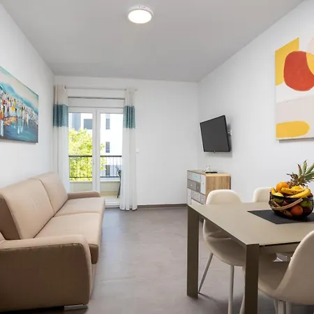Apart-hotel Vipo Prestige 4*
